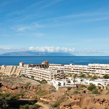 Oceanfront 阿德耶