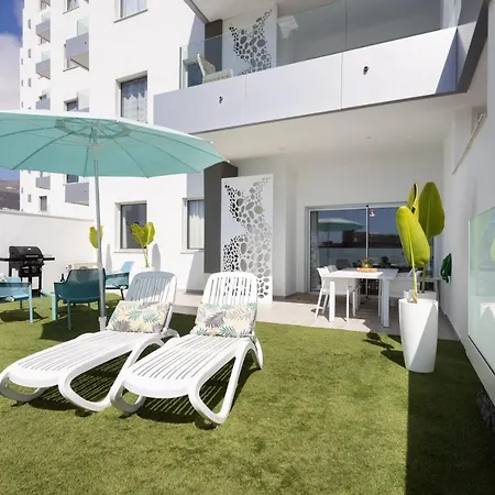 Апартаменты Oceanfront Адехе