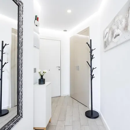 Oceanfront Апартаменты Адехе