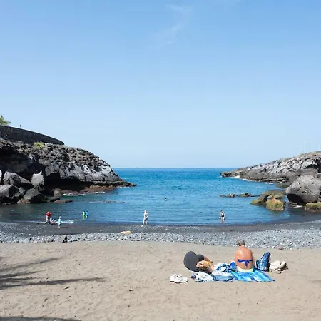 Oceanfront Апартаменты